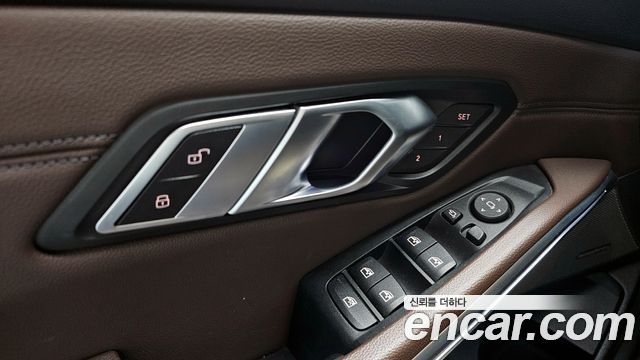 BMW 3-Series 320d xDrive Luxury