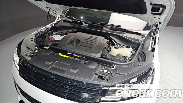 Land Rover Range Rover Sport P550E Dynamic HSE