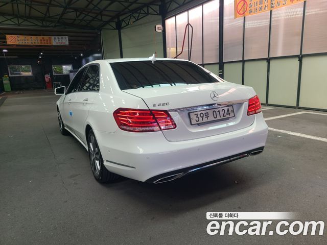 Mercedes-Benz E-Class E220 Bluetec Avantgarde