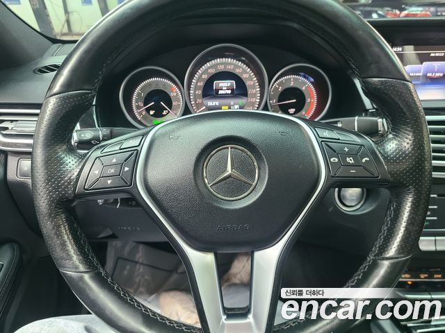 Mercedes-Benz E-Class E220 Bluetec Avantgarde
