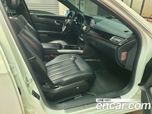 Mercedes-Benz E-Class E220 Bluetec Avantgarde