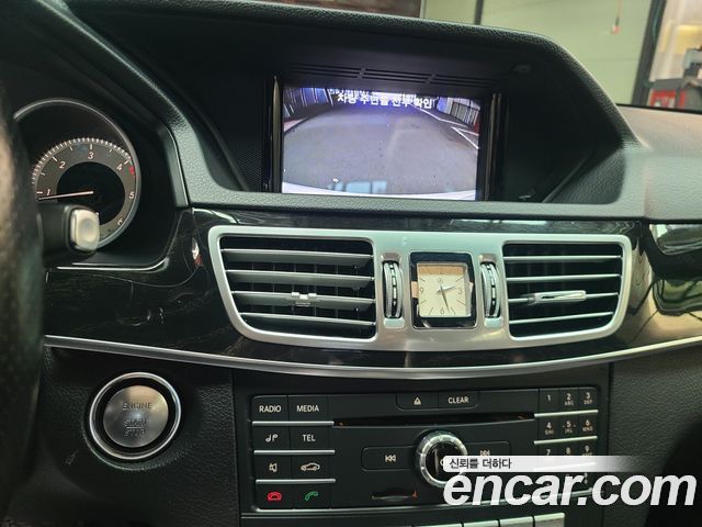 Mercedes-Benz E-Class E220 Bluetec Avantgarde