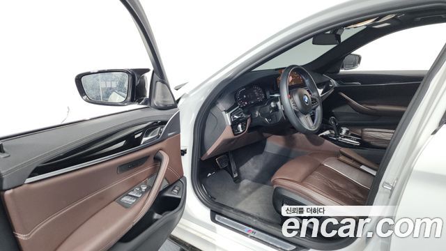 BMW 5-Series 530i M Sport Package