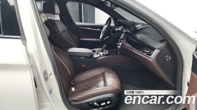 BMW 5-Series 530i M Sport Package