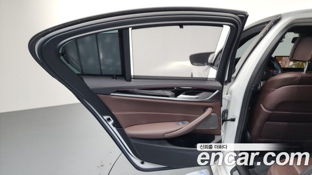 BMW 5-Series 530i M Sport Package