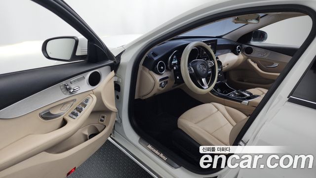 Mercedes-Benz C-Class C220 d Avantgarde