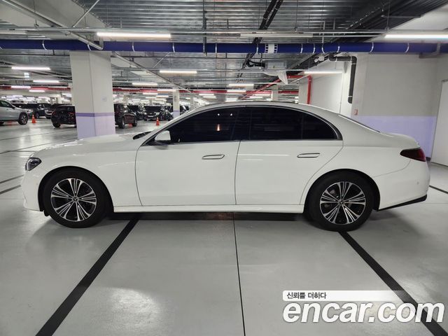 Mercedes-Benz E-Class E200 Avantgarde