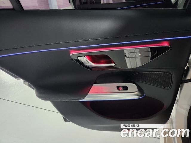 Mercedes-Benz E-Class E200 Avantgarde