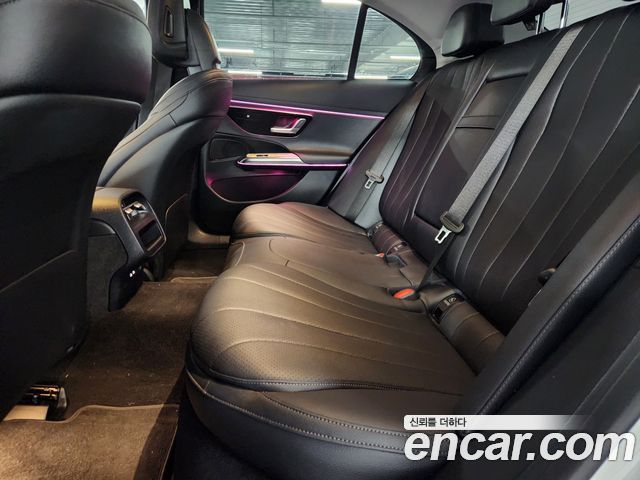 Mercedes-Benz E-Class E200 Avantgarde
