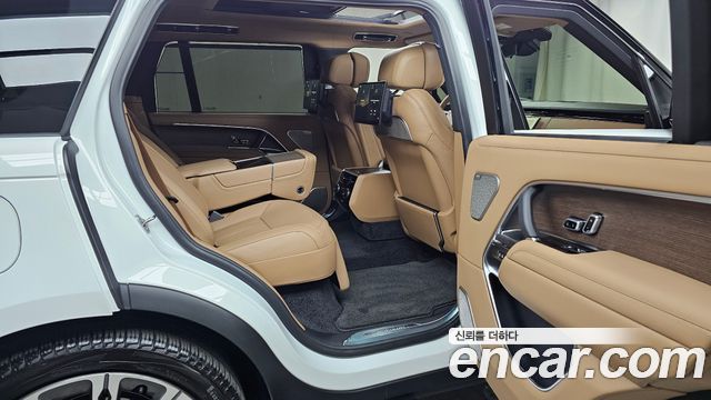 Land Rover Range Rover P530 Autobiography Long Wheel Base