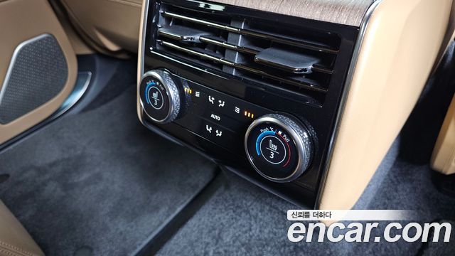 Land Rover Range Rover P530 Autobiography Long Wheel Base