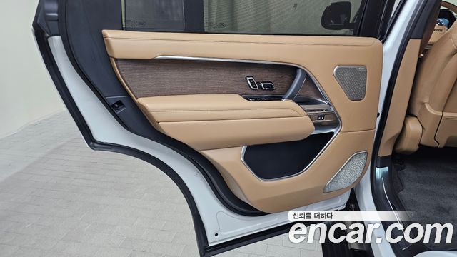 Land Rover Range Rover P530 Autobiography Long Wheel Base