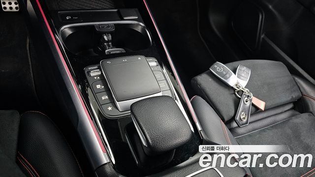 Mercedes-Benz GLB-Class GLB250 4MATIC
