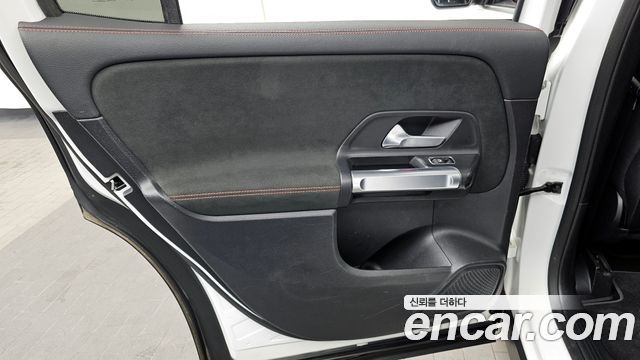 Mercedes-Benz GLB-Class GLB250 4MATIC