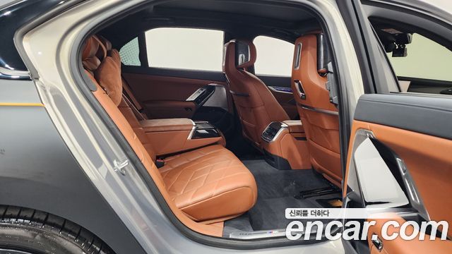BMW 7-Series 740d xDrive M Sport