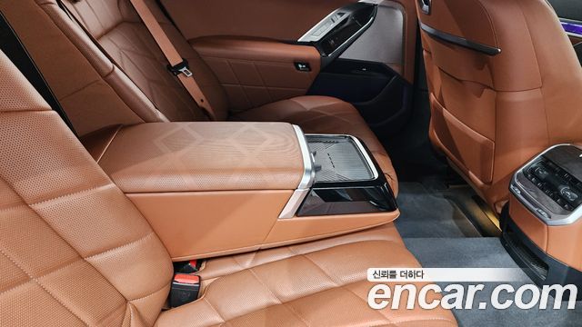 BMW 7-Series 740d xDrive M Sport