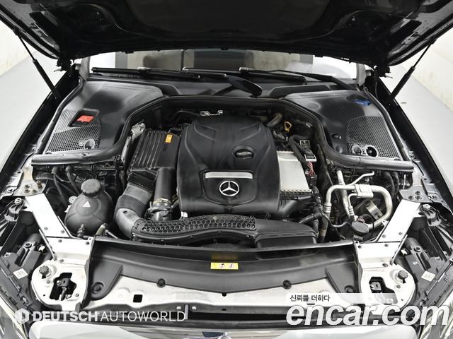 Mercedes-Benz E-Class E200 Avantgarde