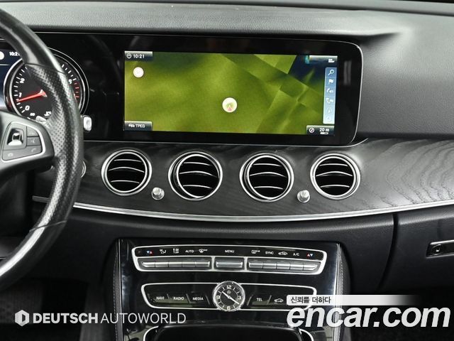 Mercedes-Benz E-Class E200 Avantgarde