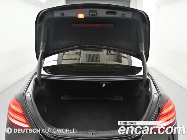 Mercedes-Benz E-Class E200 Avantgarde