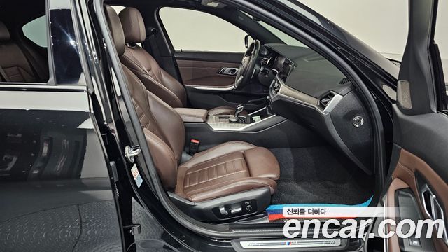 BMW 3-Series 330i M Sport