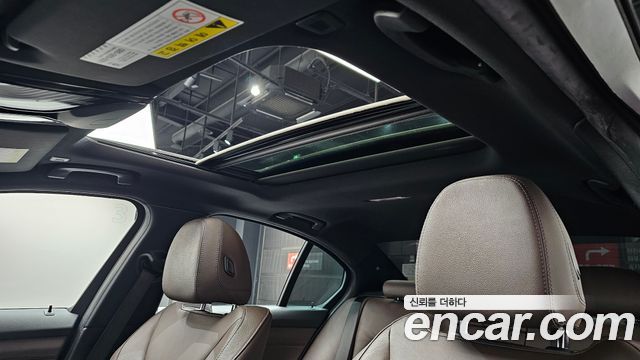 BMW 3-Series 330i M Sport