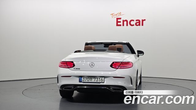Mercedes-Benz C-Class C200 Cabriolet