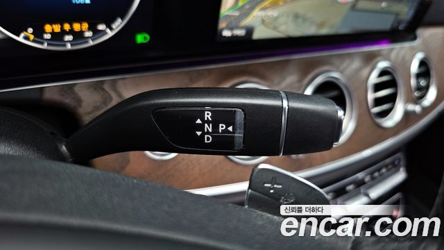 Mercedes-Benz E-Class E300 Exclusive