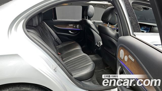 Mercedes-Benz E-Class E300 Exclusive
