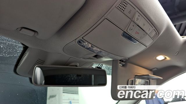 Mercedes-Benz E-Class E300 Exclusive