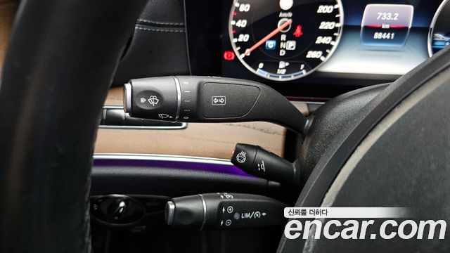 Mercedes-Benz E-Class E300 Exclusive