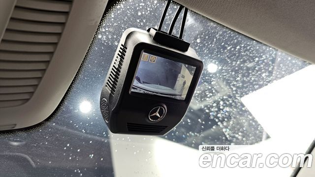 Mercedes-Benz E-Class E300 Exclusive