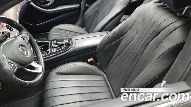 Mercedes-Benz E-Class E300 Exclusive