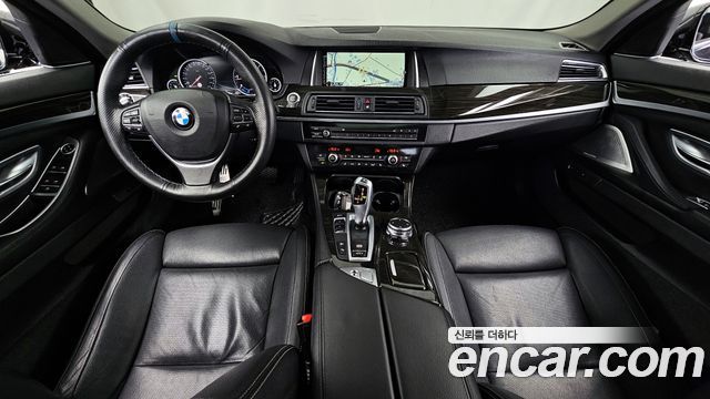 BMW 5-Series 520d xDrive Luxury Plus