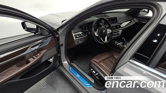 BMW 7-Series 730d xDrive Design Pure Excellence