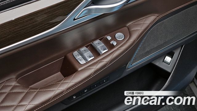 BMW 7-Series 730d xDrive Design Pure Excellence