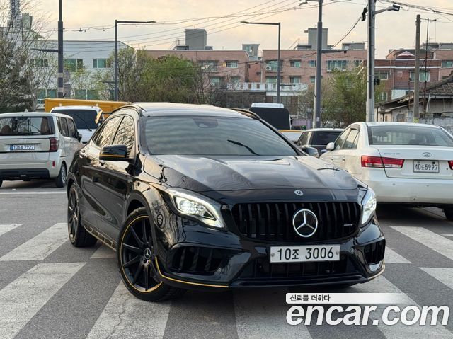 Mercedes-Benz GLA-Class GLA45 AMG 4MATIC 50th Edition