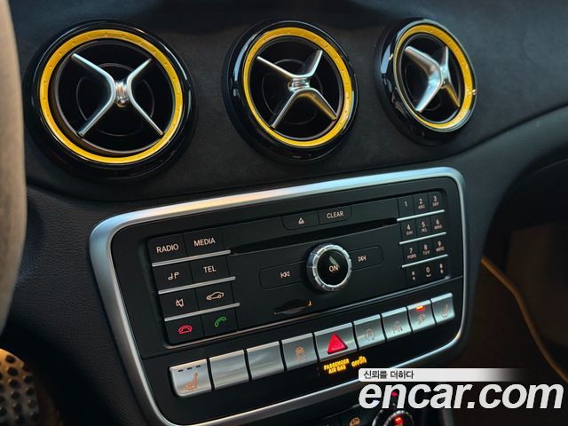 Mercedes-Benz GLA-Class GLA45 AMG 4MATIC 50th Edition