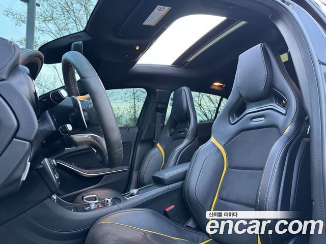 Mercedes-Benz GLA-Class GLA45 AMG 4MATIC 50th Edition