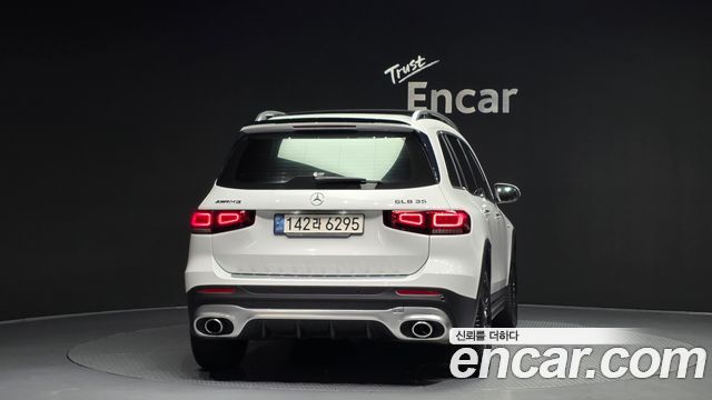 Mercedes-Benz GLB-Class AMG GLB35 4MATIC