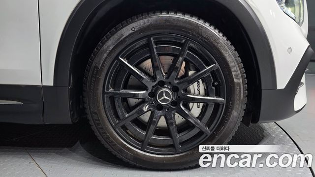 Mercedes-Benz GLB-Class AMG GLB35 4MATIC