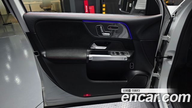 Mercedes-Benz GLB-Class AMG GLB35 4MATIC