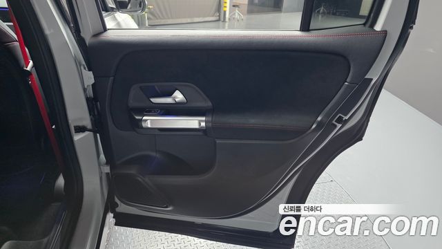 Mercedes-Benz GLB-Class AMG GLB35 4MATIC