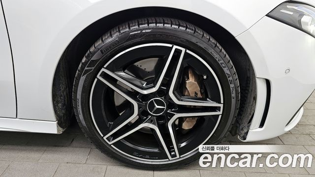 Mercedes-Benz A-Class AMG A35 4MATIC Sedan