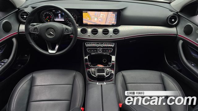 Mercedes-Benz E-Class E200 Avantgarde