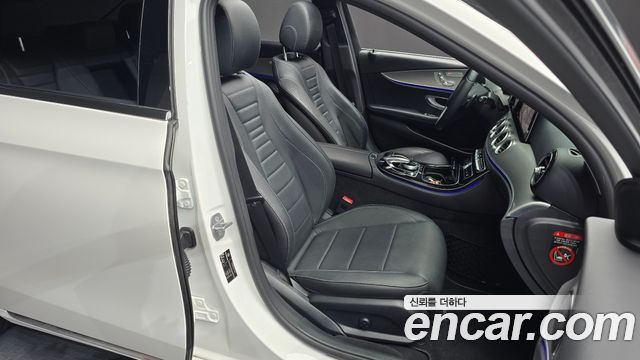 Mercedes-Benz E-Class E200 Avantgarde