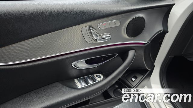 Mercedes-Benz E-Class E200 Avantgarde
