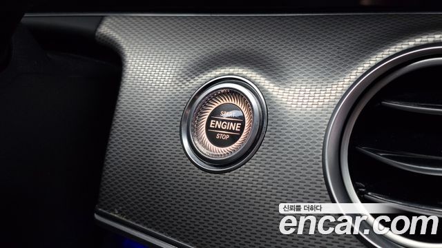 Mercedes-Benz E-Class E200 Avantgarde
