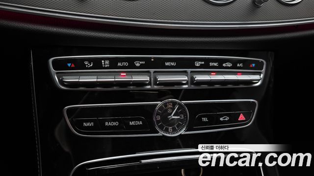 Mercedes-Benz E-Class E200 Avantgarde