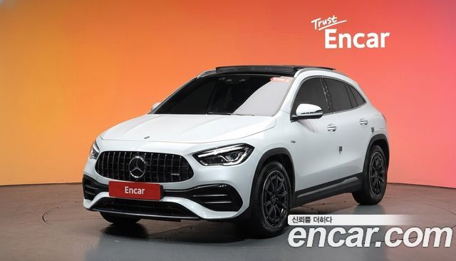 Mercedes-Benz GLA-Class GLA45 AMG 4MATIC+