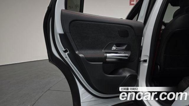 Mercedes-Benz GLA-Class GLA45 AMG 4MATIC+